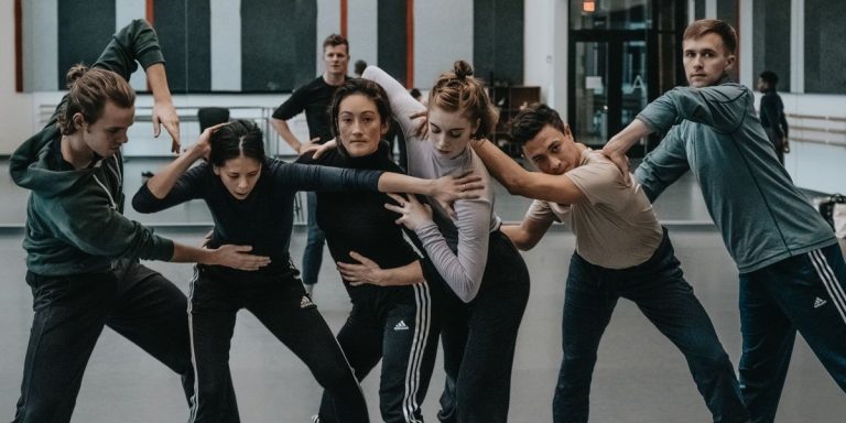 How Facial Expression Changes Audience Perception